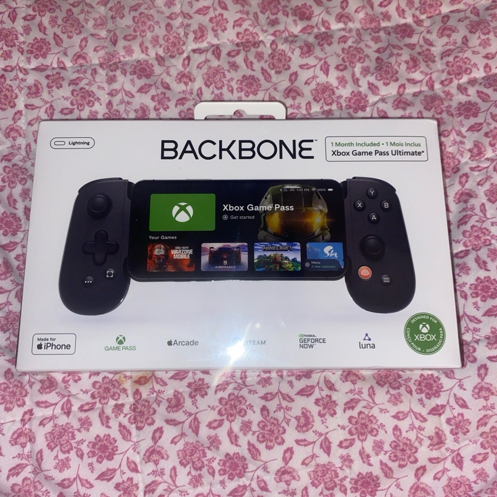 Backbone One Mobile Gaming Controller for iPhone - Black